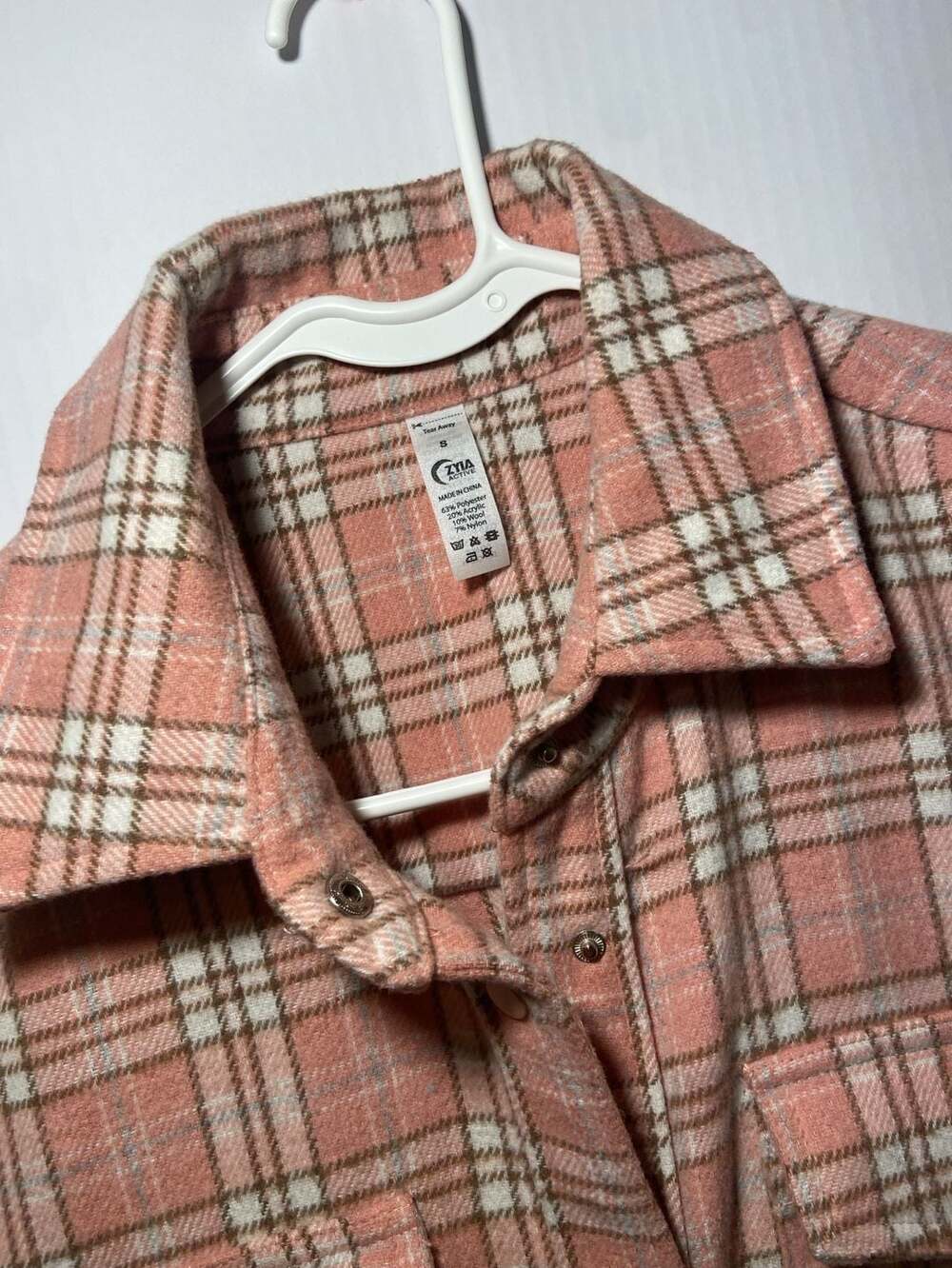 Zyia Active Ashley Creek Flannel Shirt Size S Pink Plaid Shacket